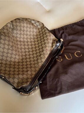 Gucci Beige/Ebony GG Canvas Pelham Hobo Bag